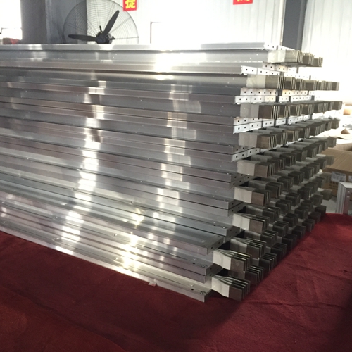 密集型母線槽都有哪些優(yōu)點(diǎn)？